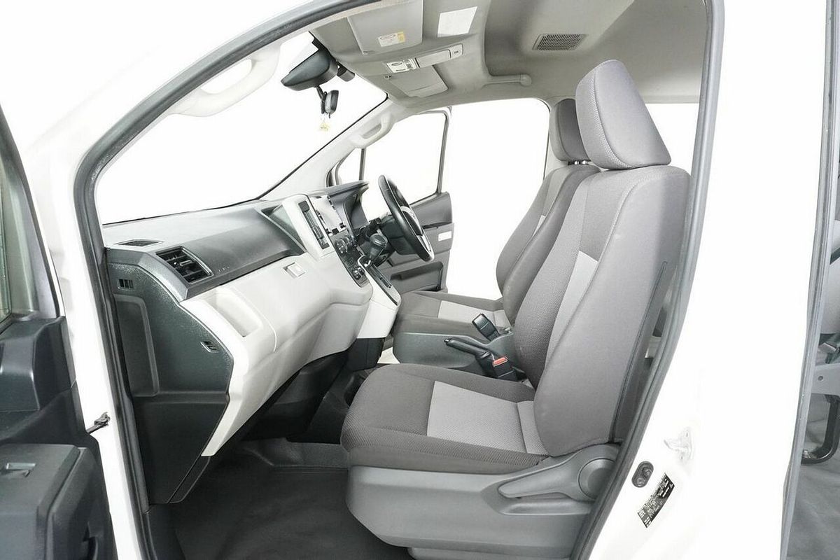 2021 Toyota HiAce Slwb Commuter (12 Seats) GDH322R