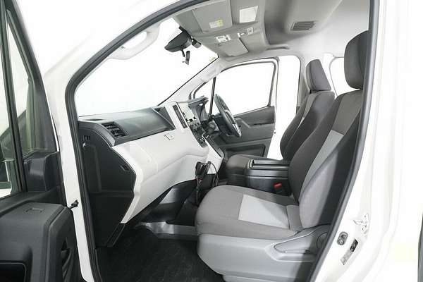 2023 Toyota HiAce Slwb Commuter (12 Seats) GDH322R