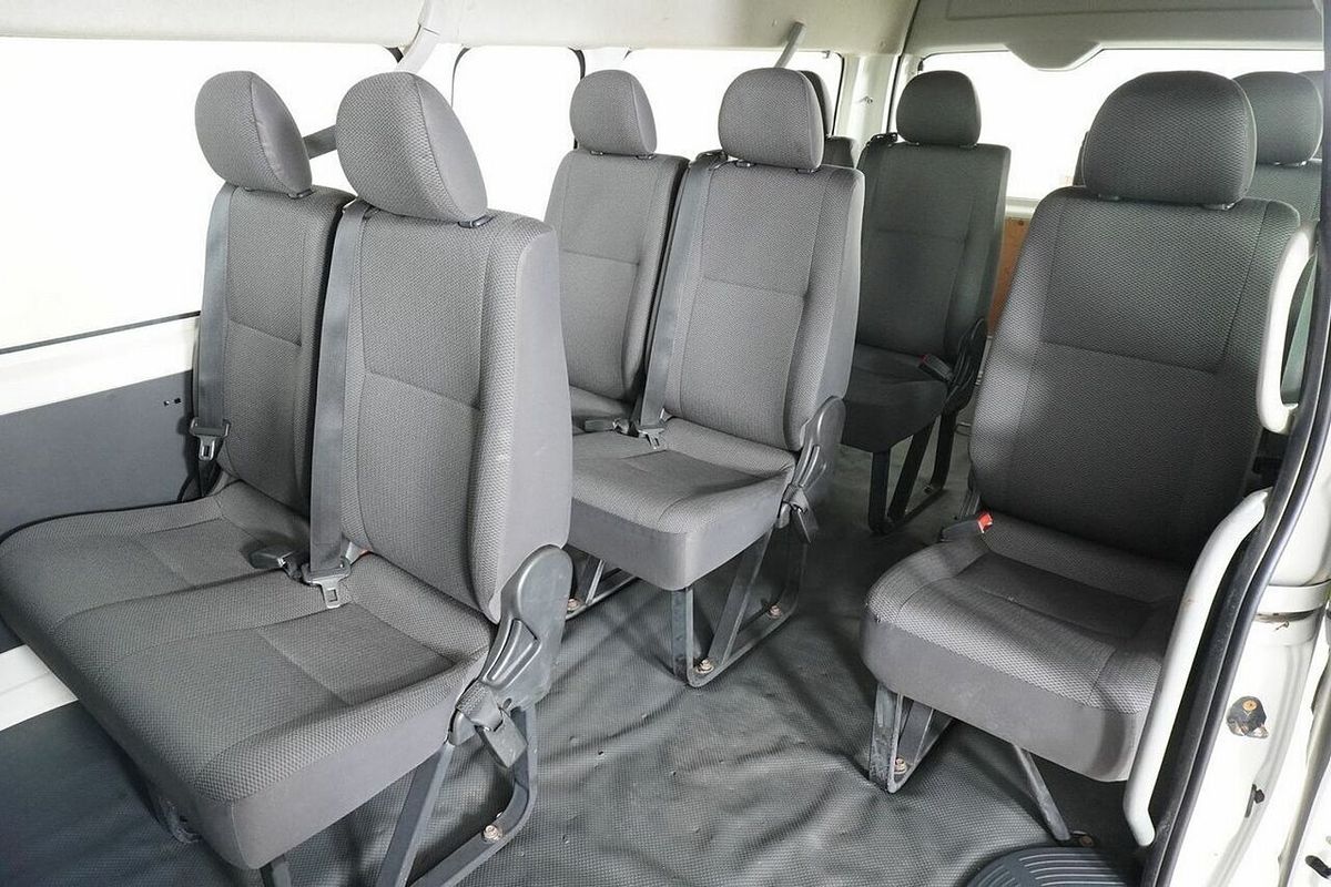 2016 Toyota HiAce Commuter (12 Seats) KDH223R MY16