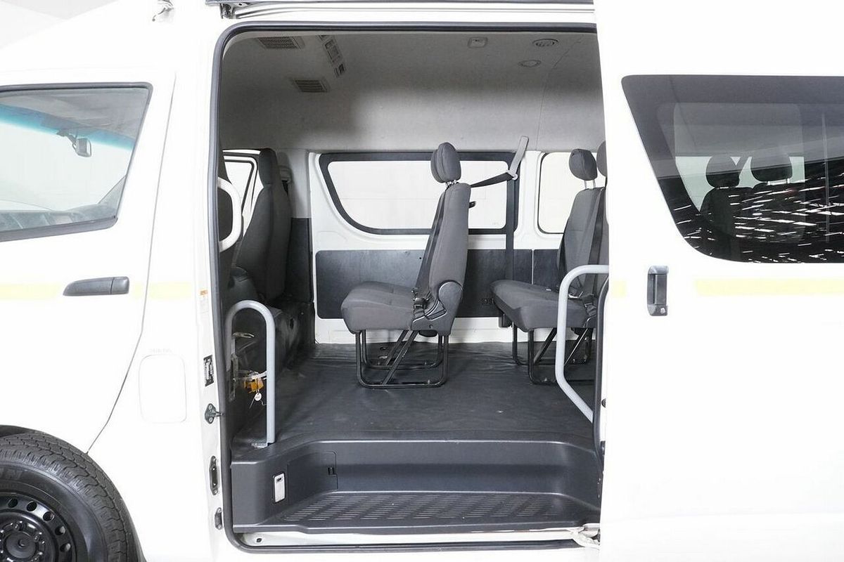 2018 Toyota HiAce Commuter (12 Seats) KDH223R MY16