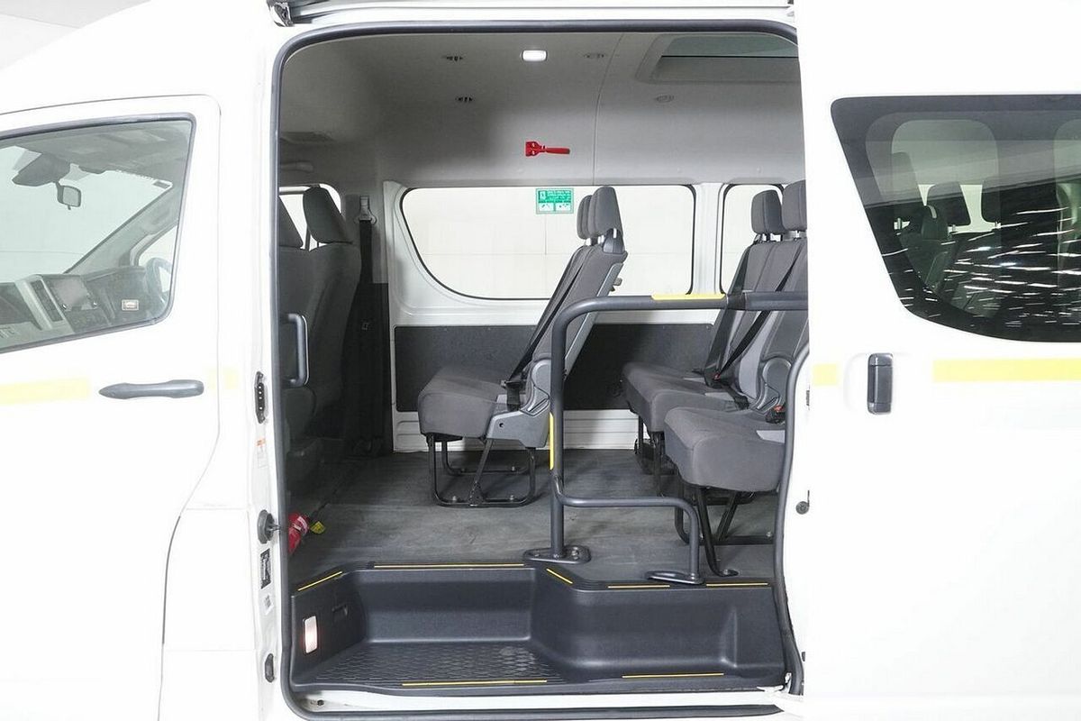 2020 Toyota HiAce Commuter (12 Seats) GDH322R