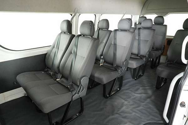 2018 Toyota HiAce Commuter KDH223R MY16