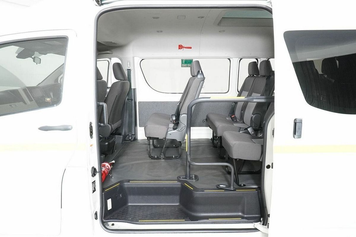 2020 Toyota HiAce Commuter (12 Seats) GDH322R