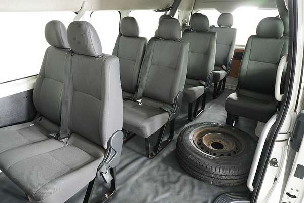2019 Toyota HiAce Commuter KDH223R MY16