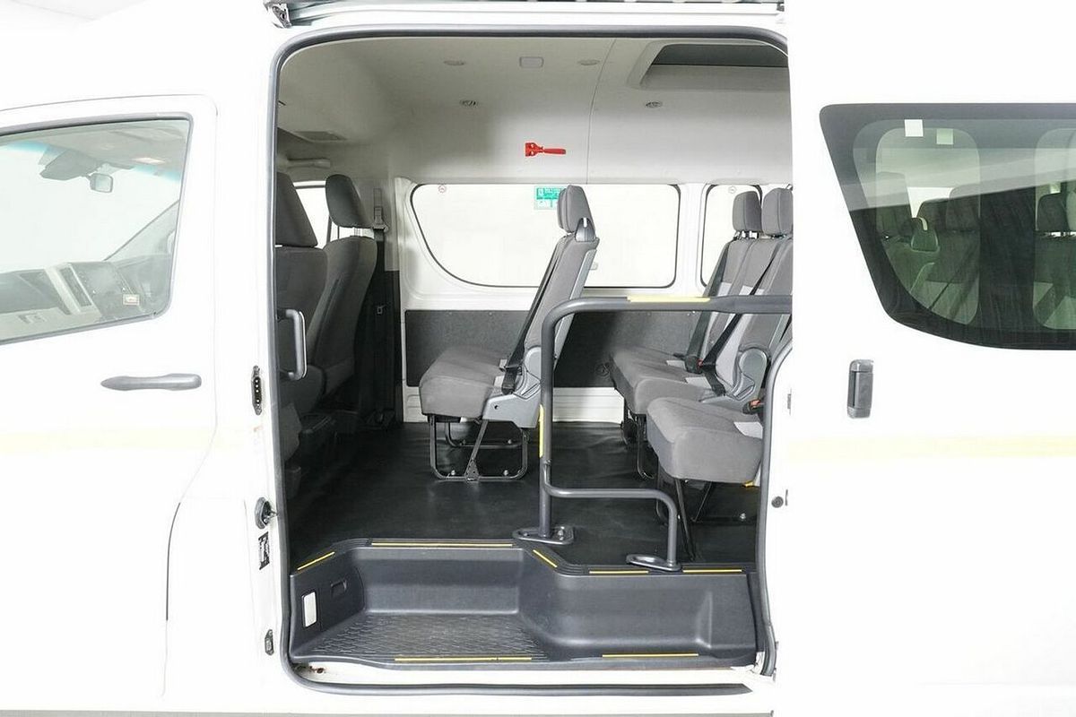 2020 Toyota HiAce Commuter (12 Seats) GDH322R