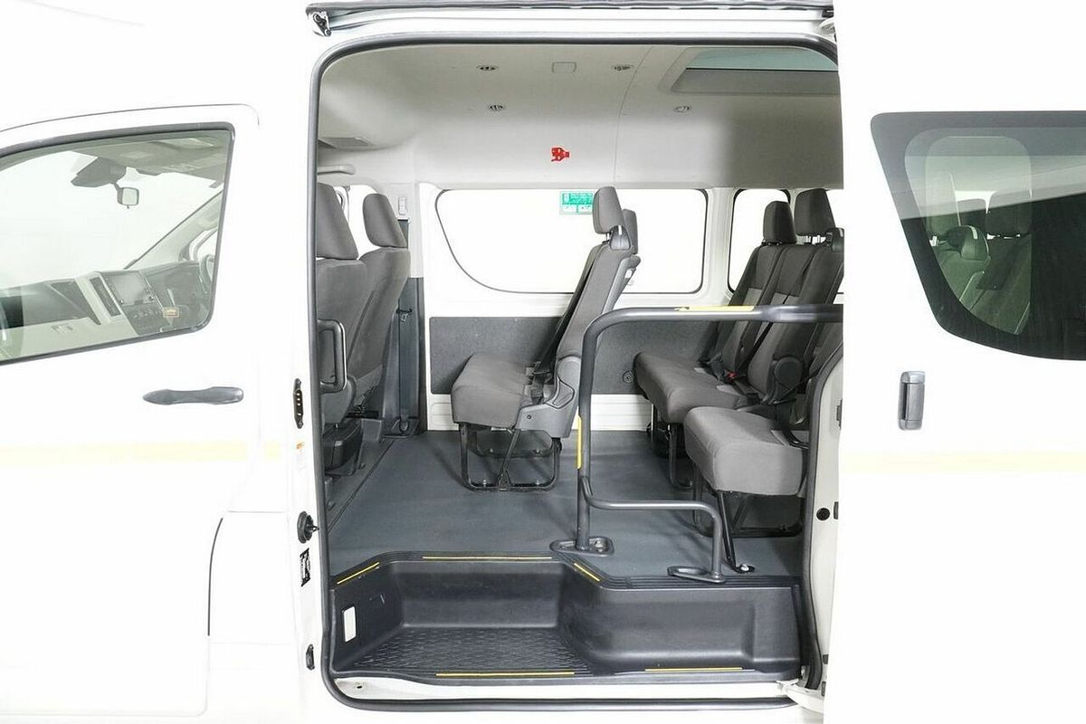 2020 Toyota HiAce Commuter (12 Seats) GDH322R