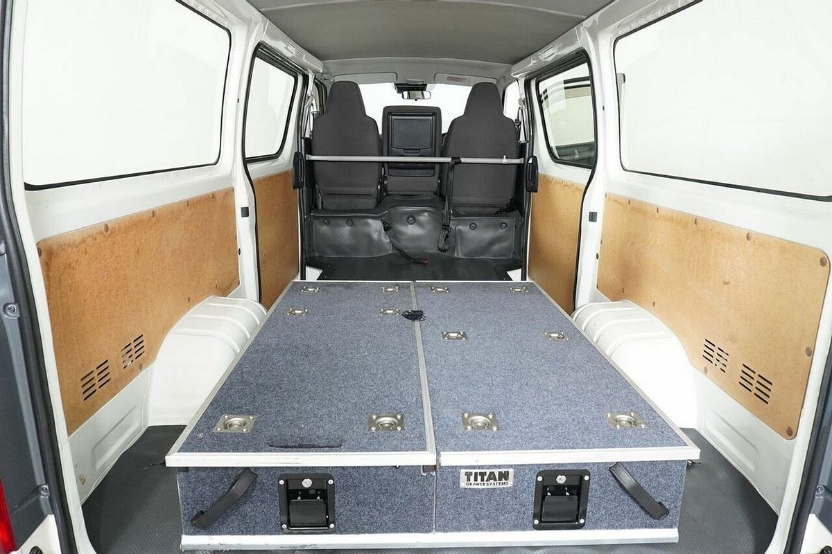 2018 Toyota HiAce DX