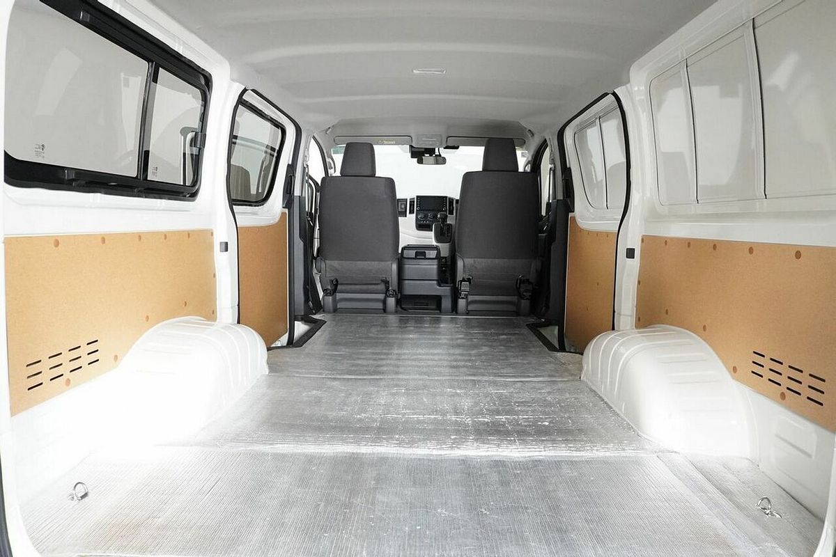 2023 Toyota HiAce LWB GDH300R