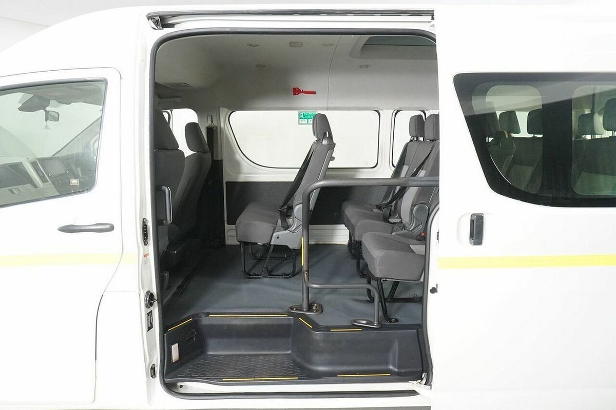 2021 Toyota HiAce Slwb Commuter (12 Seats) GDH322R