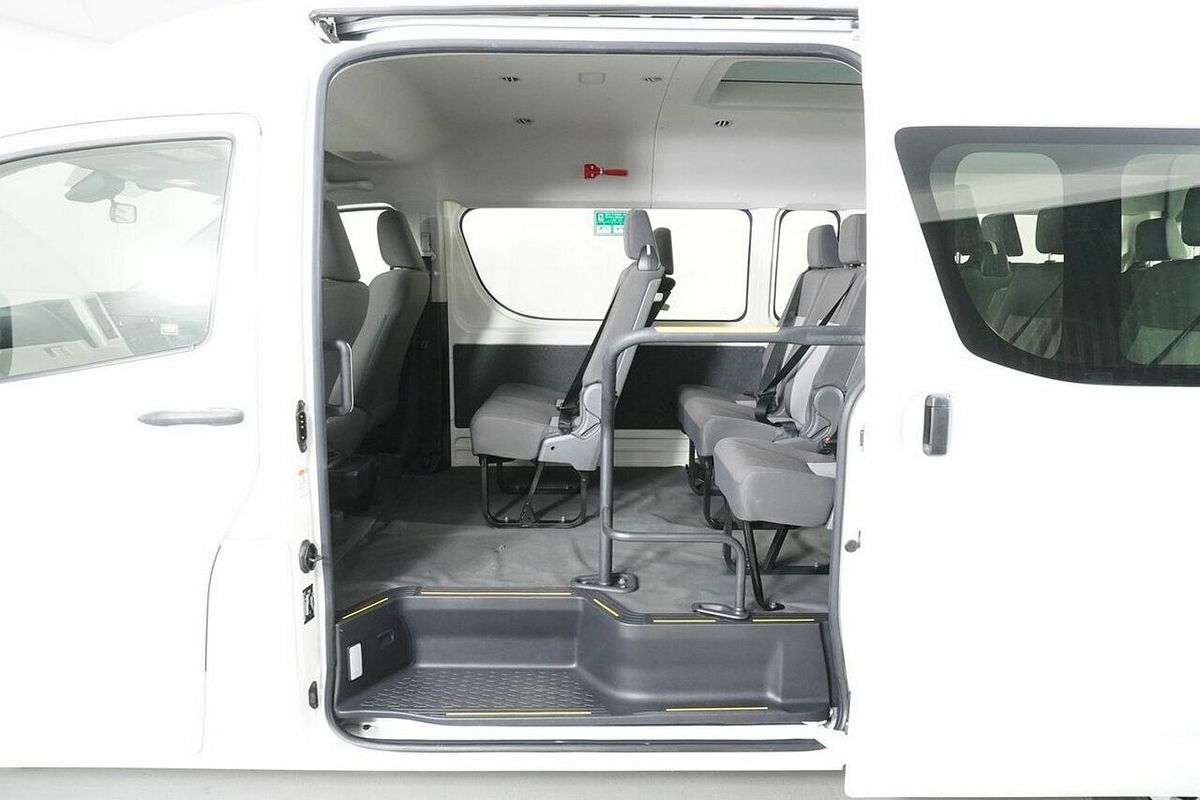 2020 Toyota HiAce Commuter (12 Seats) GDH322R