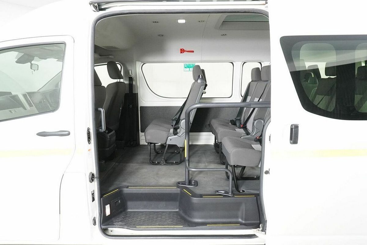 2022 Toyota HiAce Slwb Commuter (12 Seats) GDH322R