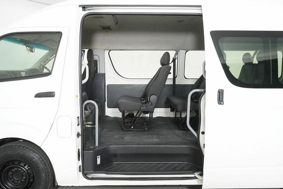 2018 Toyota HiAce Commuter KDH223R MY16