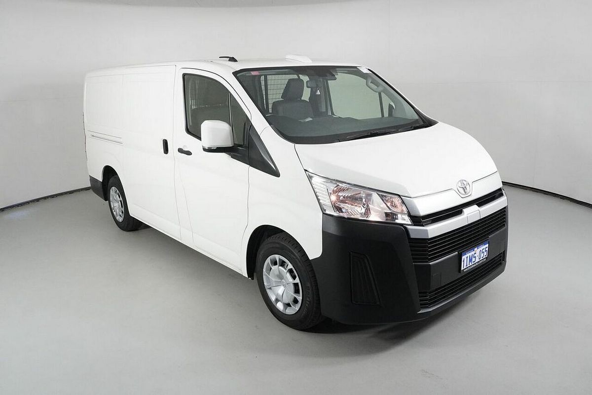 2022 Toyota HiAce LWB GDH300R