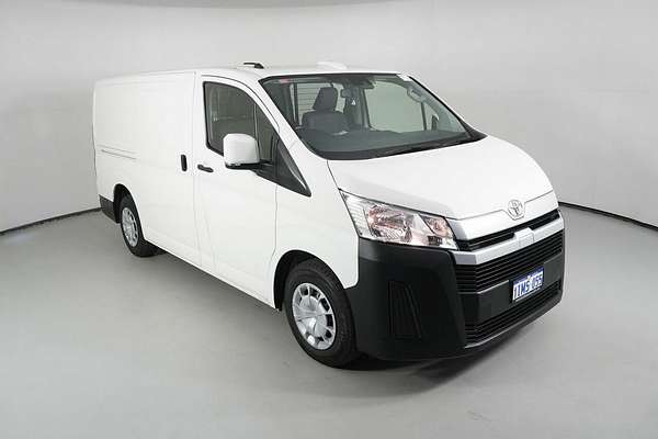 2022 Toyota HiAce LWB GDH300R