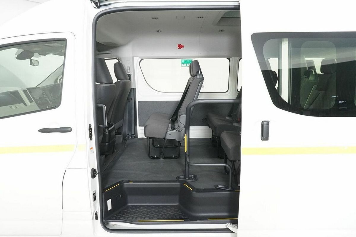 2023 Toyota HiAce Slwb Commuter (12 Seats) GDH322R