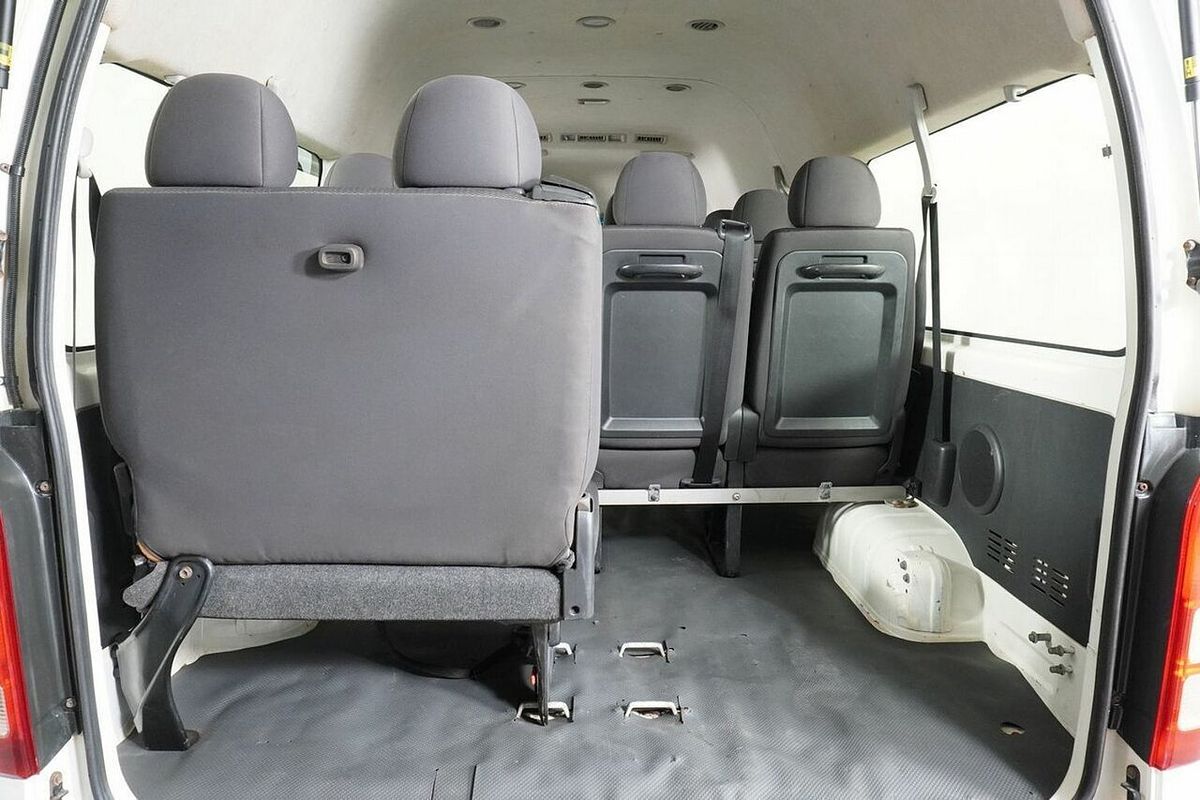 2016 Toyota HiAce Commuter (12 Seats) KDH223R MY16