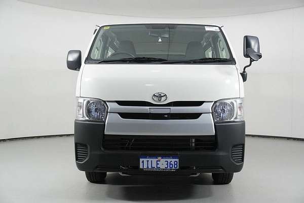 2018 Toyota HiAce DX