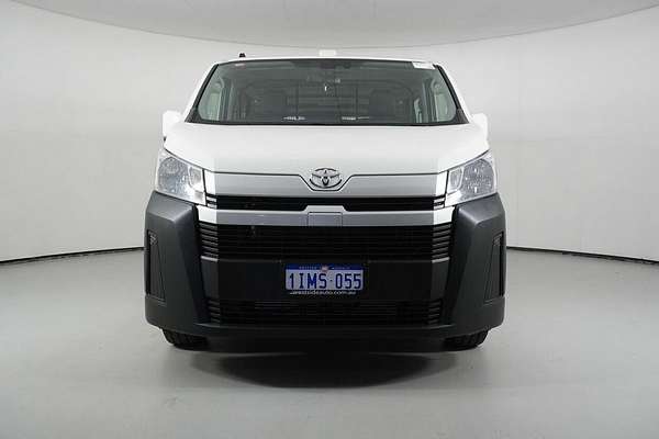 2022 Toyota HiAce LWB GDH300R