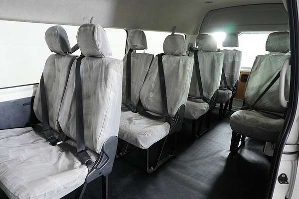 2018 Toyota HiAce Commuter KDH223R MY16