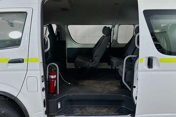 2018 Toyota HiAce Commuter (12 Seats) KDH223R MY16