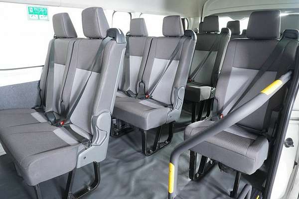 2019 Toyota HiAce Commuter (12 Seats) GDH322R