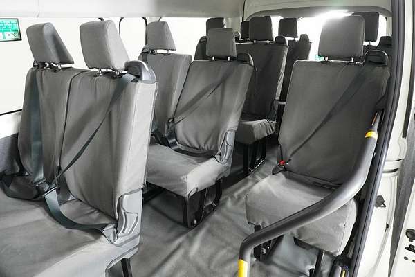2020 Toyota HiAce Commuter (12 Seats) GDH322R