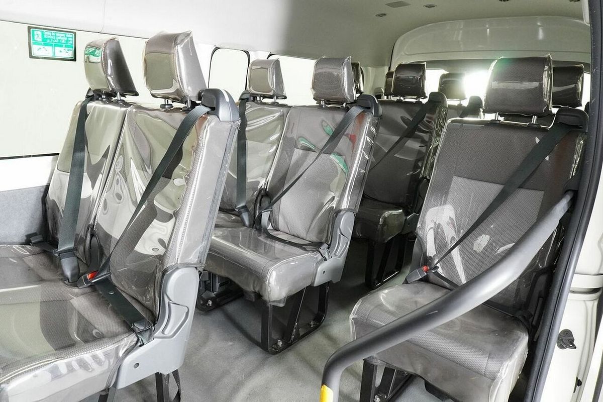 2021 Toyota HiAce Slwb Commuter (12 Seats) GDH322R