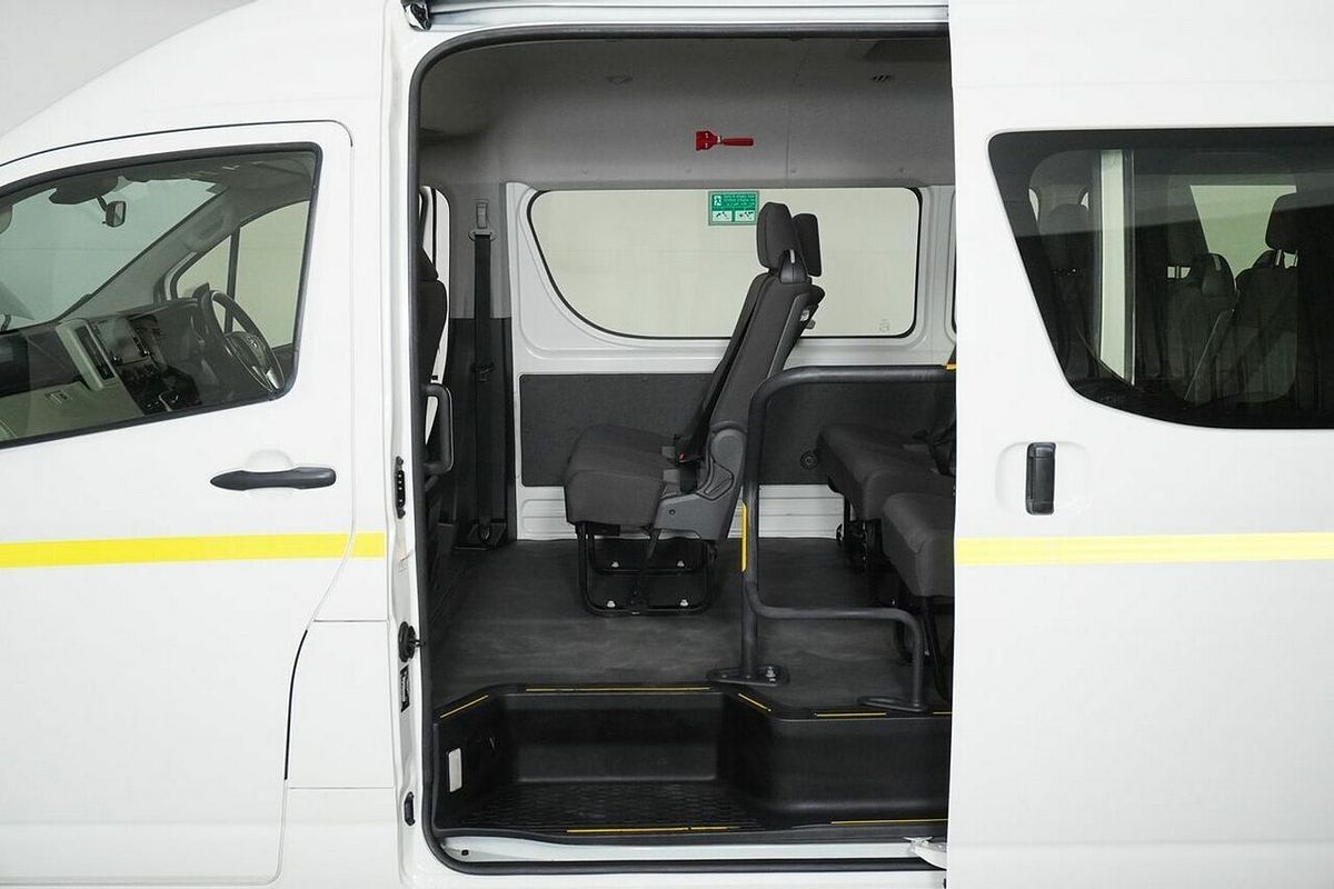 2021 Toyota HiAce Slwb Commuter (12 Seats) GDH322R