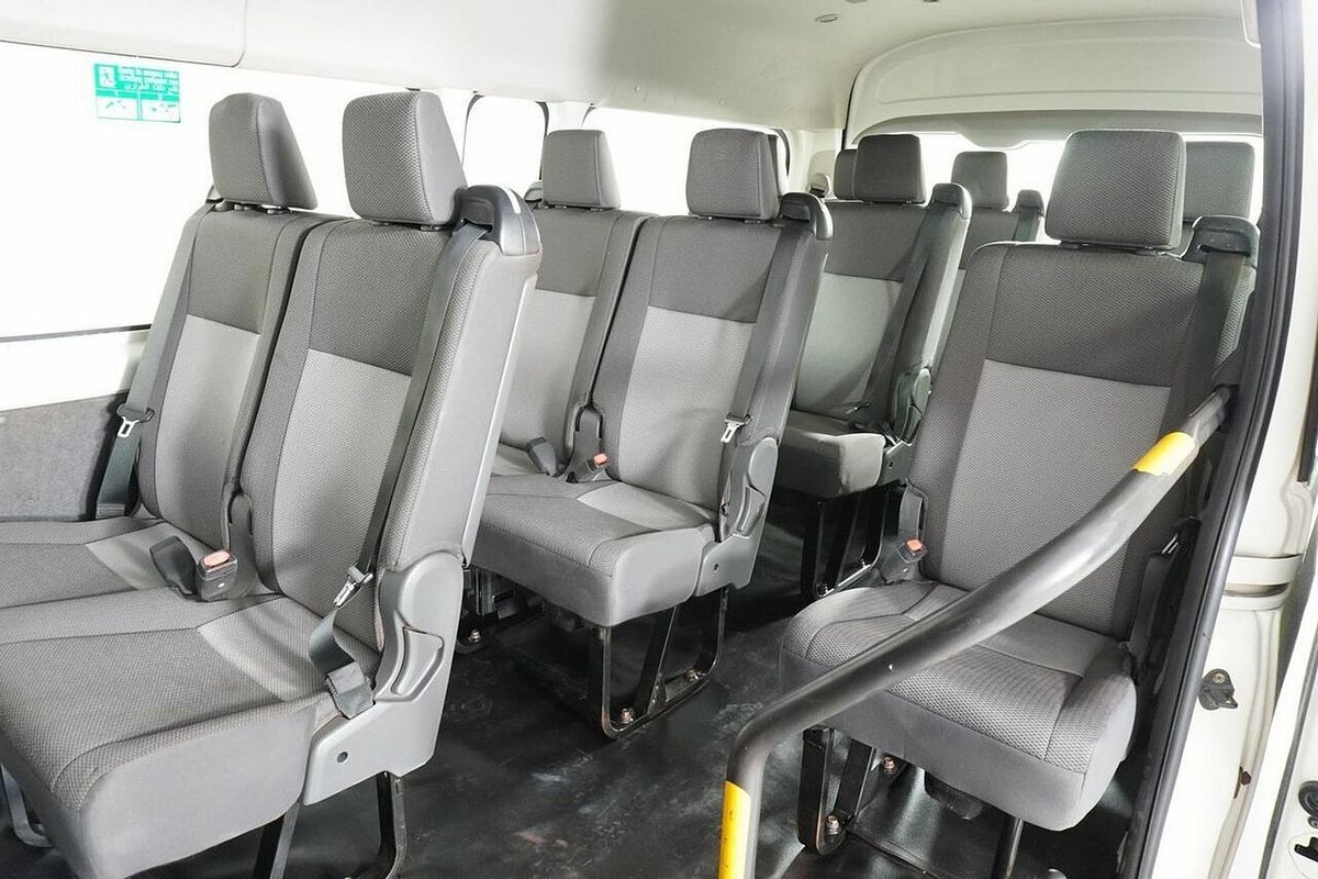 2020 Toyota HiAce Commuter (12 Seats) GDH322R