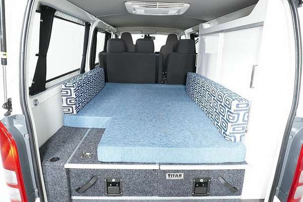 2015 Toyota HiAce LWB TRH201R MY15