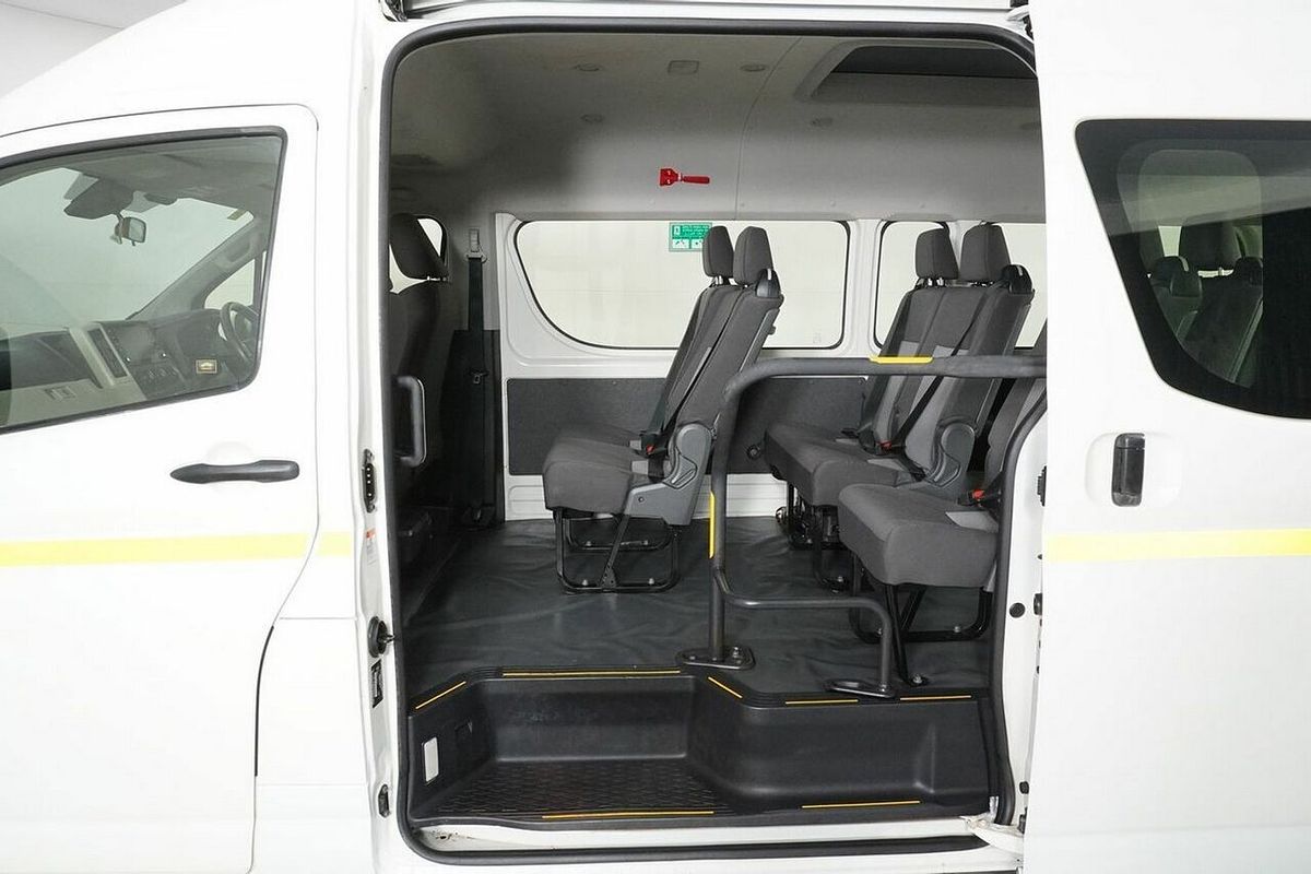 2021 Toyota HiAce Slwb Commuter (12 Seats) GDH322R