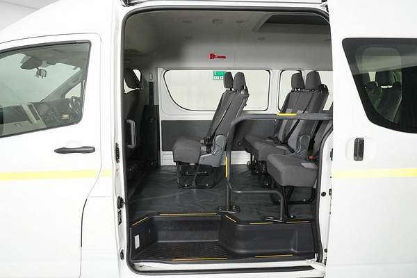 2021 Toyota HiAce Slwb Commuter (12 Seats) GDH322R