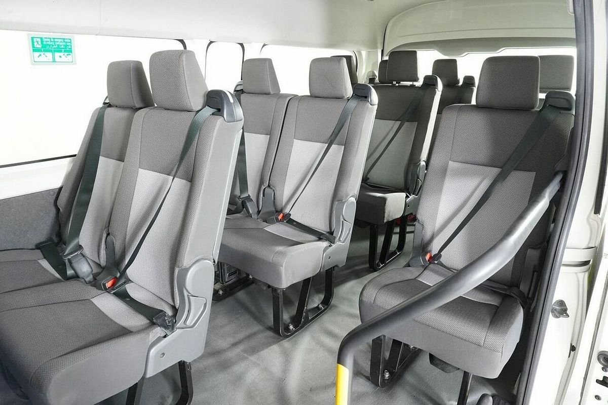 2022 Toyota HiAce Slwb Commuter (12 Seats) GDH322R