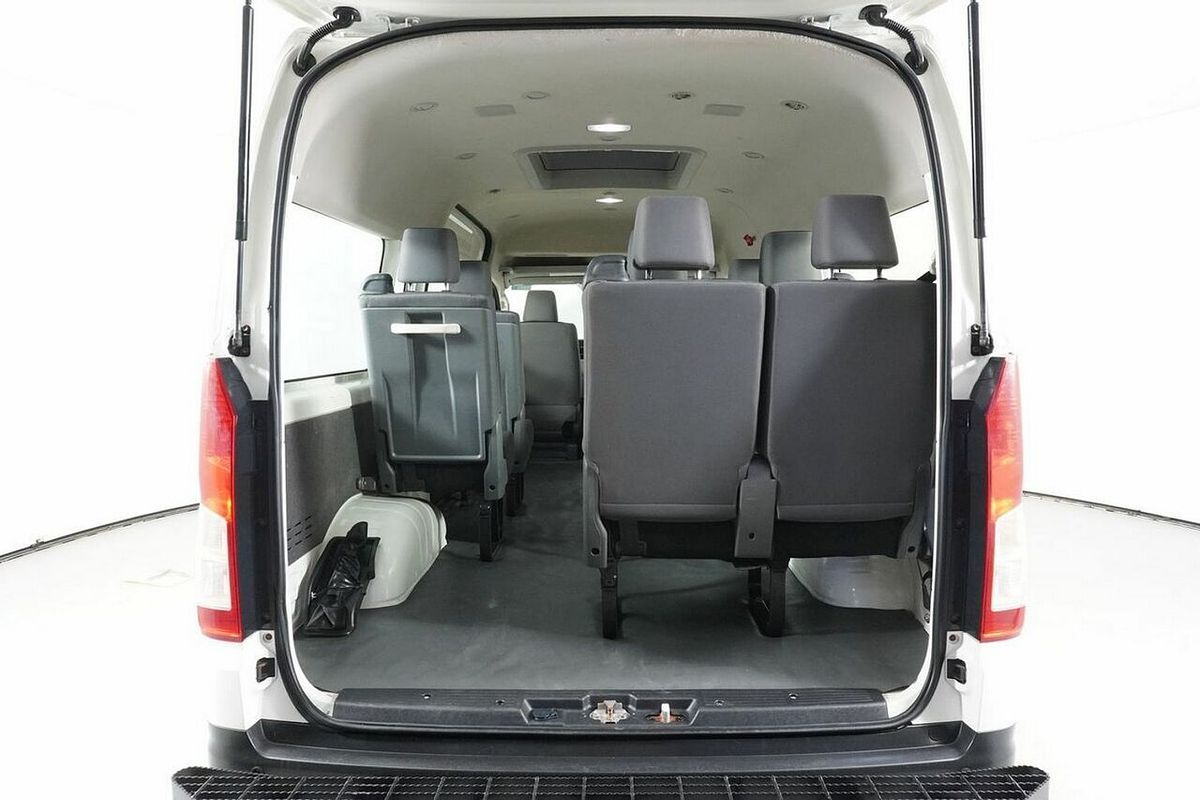 2020 Toyota HiAce Commuter (12 Seats) GDH322R