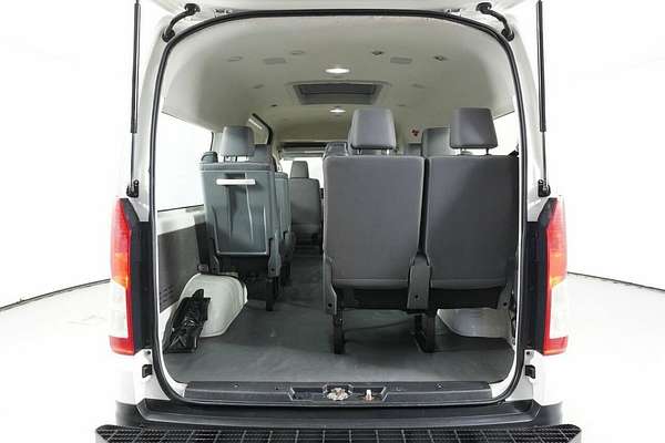 2020 Toyota HiAce Commuter (12 Seats) GDH322R