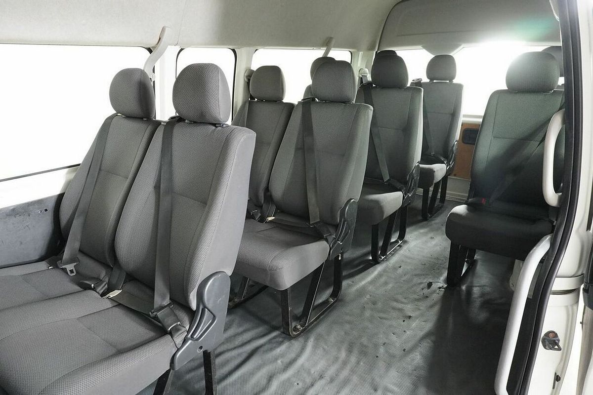 2018 Toyota HiAce Commuter KDH223R MY16