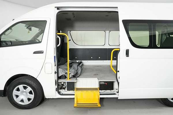 2016 Toyota HiAce Commuter KDH223R MY16