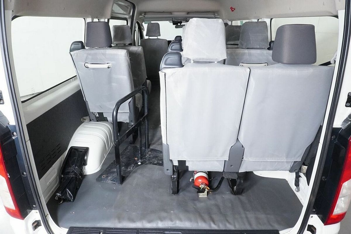 2019 Toyota HiAce Commuter (12 Seats) GDH322R
