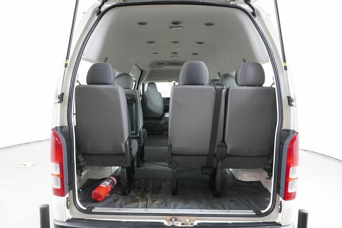 2018 Toyota HiAce Commuter KDH223R MY16