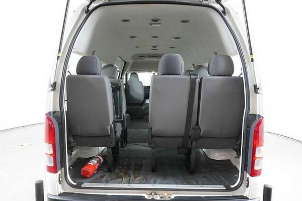 2018 Toyota HiAce Commuter KDH223R MY16