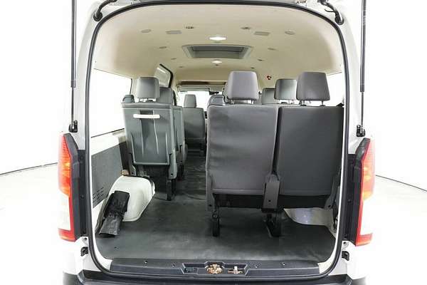 2019 Toyota HiAce Commuter (12 Seats) GDH322R