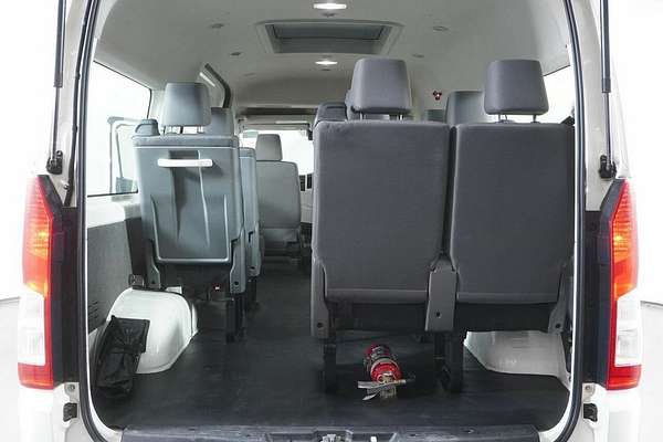 2020 Toyota HiAce Commuter (12 Seats) GDH322R