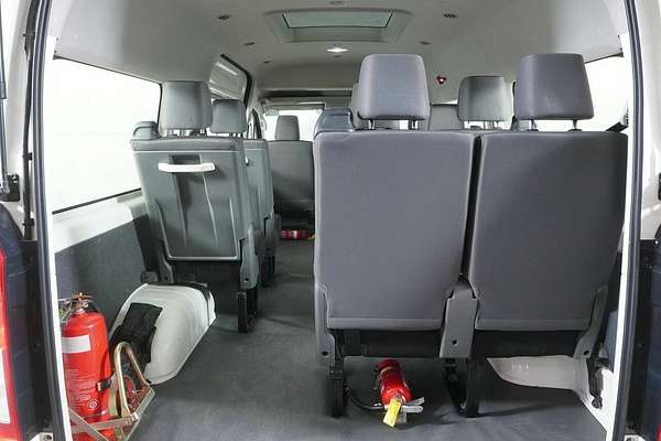 2020 Toyota HiAce Commuter (12 Seats) GDH322R