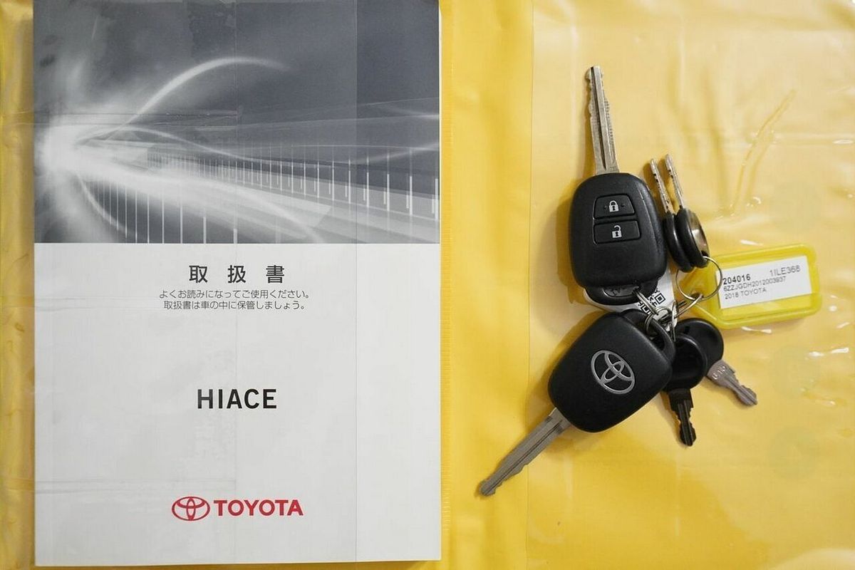 2018 Toyota HiAce DX