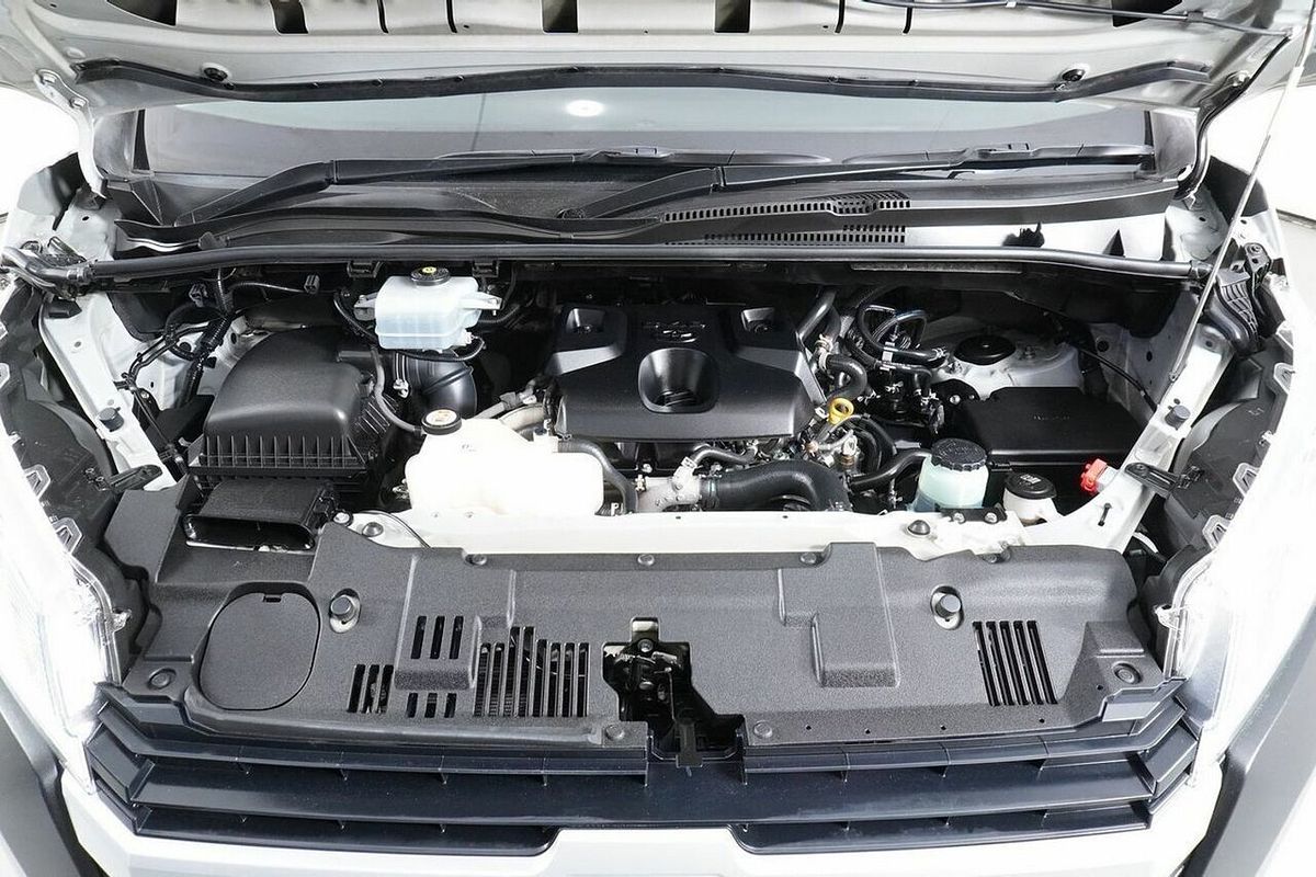2021 Toyota HiAce LWB GDH300R