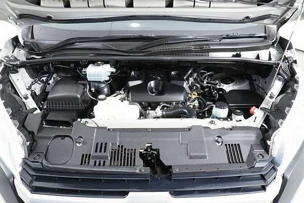 2021 Toyota HiAce LWB GDH300R