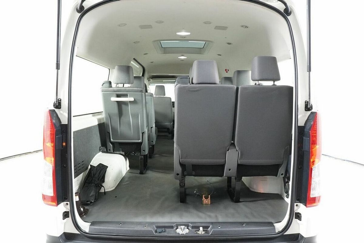 2020 Toyota HiAce Commuter (12 Seats) GDH322R