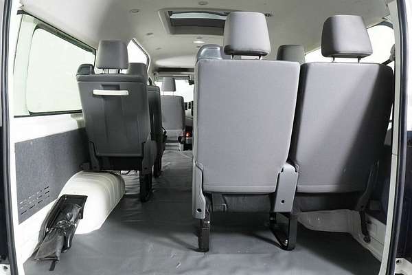 2019 Toyota HiAce Commuter (12 Seats) GDH322R
