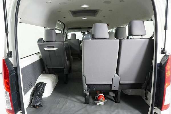 2019 Toyota HiAce Commuter (12 Seats) GDH322R