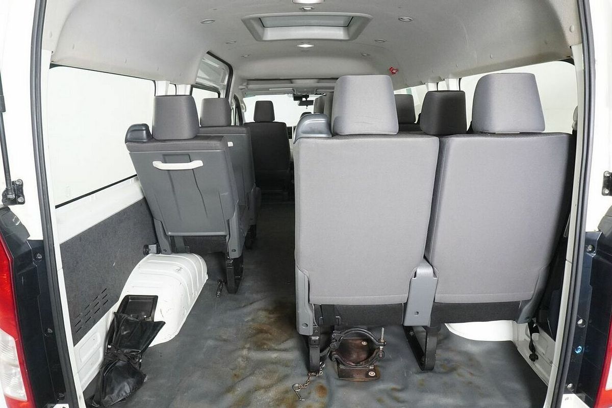 2020 Toyota HiAce Commuter (12 Seats) GDH322R